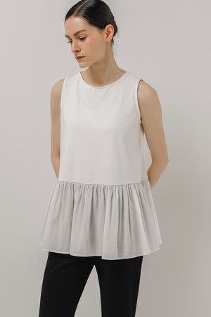 로맨틱 레이어드 슬리브리스 탑_WHITE-a