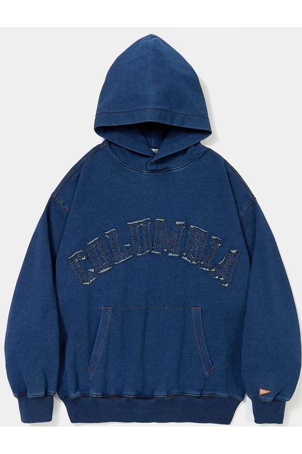 CU BIG ARCH DENIM TERRY HOODIE 미드나잇데님은 캐주얼, 미니멀, 스트리트 스타일을 아우르는 오버핏 후드 티셔츠입니다. 면, 폴리에스테르, 스판덱스 혼방 소재로 제작되어 편안한 착용감을 선사하며, 전면 아플리케 디자인과 후드 COLUMBIA 음각 로고 버튼으로 포인트를 더했습니다. 소매 1754 FLAG 포인트, 데님 워싱, 컬러 스티치가 돋보이며, 동네 마실룩, 캠핑룩 등 다양한 TPO에 활용하기 좋습니다. 미드나잇 데님, 불택 데님 두 가지 컬러로 출시되었습니다.
