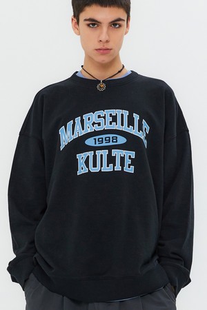 M-COLLEGE CREWNECK BLACK