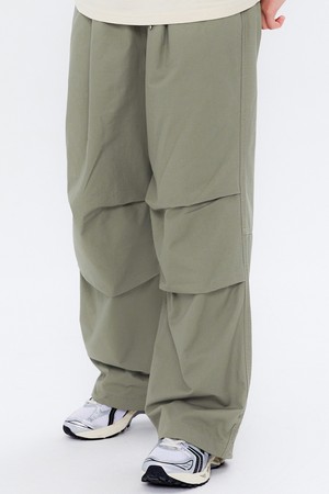 COTTON WIDE PARACHUTE PANTS KHAKI