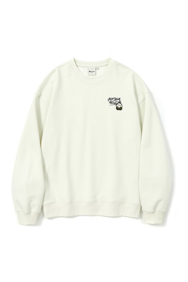 마르세유 아티스트 테마의 디지털 프린트 디자인이 돋보이는 아이보리 색상의 크루넥 스웨트셔츠입니다. 남녀 모두 착용 가능한 릴랙스핏 스타일로, 부드러운 면과 폴리에스테르 혼방 소재를 사용하여 편안한 착용감을 제공하며, 봄, 가을 시즌에 캐주얼 및 스트릿 스타일로 연출하기 좋습니다. 내구성이 뛰어난 구조로 제작되었으며, 라운드넥 디자인과 긴소매로 일상에서 편안하게 입을 수 있습니다.
