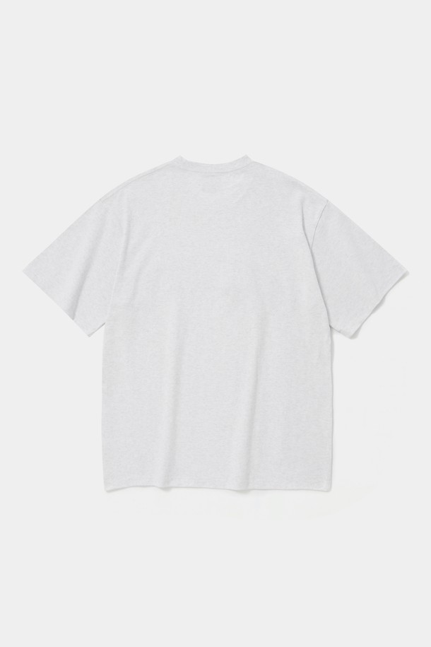 STREET ARCH LOGO S/S 티셔츠 라이트멜란지는 23S/S 컬렉션으로 출시된 공용 반팔 티셔츠입니다. 라이트멜란지, 블랙, 화이트 블루, 다크 네이비 4가지 색상으로 만나볼 수 있으며, 일상과 여행에 모두 적합한 디자인입니다. 오버핏으로 편안한 착용감을 제공하며, 스트릿 및 캐주얼 스타일을 연출하기 좋습니다. 면 소재로 제작되어 부드러운 촉감을 자랑하며, 아치 로고 아플리케와 콜롬비아 클래식 라벨이 특징입니다. 라운드넥에 반소매 기장으로, 봄, 여름 시즌에 활용하기 좋은 아이템입니다.
