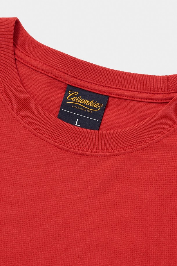 NY STREET TAIL (NY 스트리트 테일) 로고 S/S 티셔츠 레드는 일상, 여행 시 스트리트, 캐주얼, 미니멀 스타일을 연출하기 좋은 반소매 티셔츠입니다. 부드러운 면 소재로 제작되어 편안한 착용감을 제공하며, 봄, 여름에 입기 적합합니다. 세미오버핏 라운드넥 디자인으로 제작되었으며, NY STREET TAIL 로고 프린팅과 앞면 자수 디테일이 특징입니다. COLUMBIA STREET (컬럼비아 스트리트) 라벨이 부착되어 있습니다.
