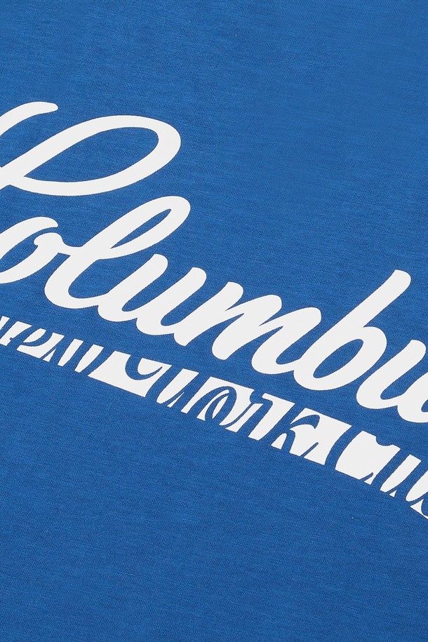 CU BIG WAVE LOGO S/S 티셔츠 블루는 편안한 일상과 여행에 적합한 반팔 티셔츠입니다. 릴랙스한 실루엣의 오버핏으로 제작되었으며, 앞뒤에 CU BIG WAVE 로고 프린팅이 돋보입니다. 슬럽 원단을 사용하여 자연스러운 질감을 살렸으며, 라운드넥 디자인으로 캐주얼한 스타일을 연출합니다. 봄, 여름 시즌에 활용하기 좋으며, 미니멀, 스트리트 스타일을 선호하는 분들께 추천합니다. 면 소재로 제작되어 부드러운 촉감을 제공합니다.
