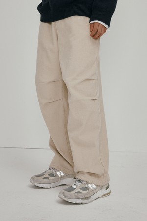 Washed corduroy pants (ecru)