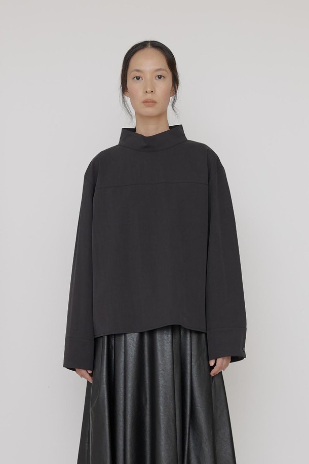 manuelle et guillaume - 셔츠 - Atelier mockneck shirt black