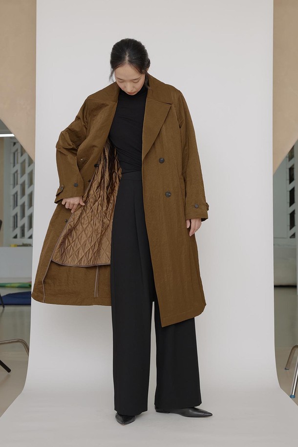 manuelle et guillaume - 코트 - Padded liner essential coat camel