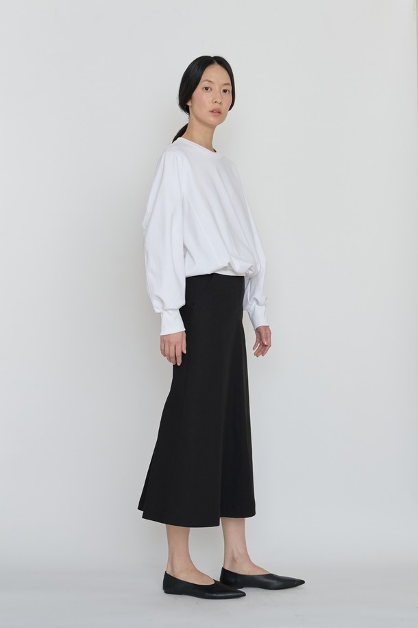 manuelle et guillaume - 미디스커트 - Light cotton lined skirt black