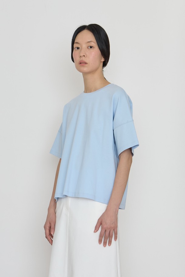 manuelle et guillaume - 반소매 티셔츠 - Embroidery line cotton top sky blue