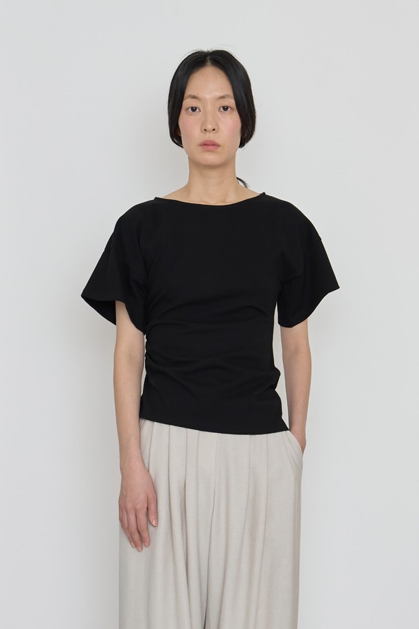manuelle et guillaume - 반소매 티셔츠 - Unbalanced drop top black