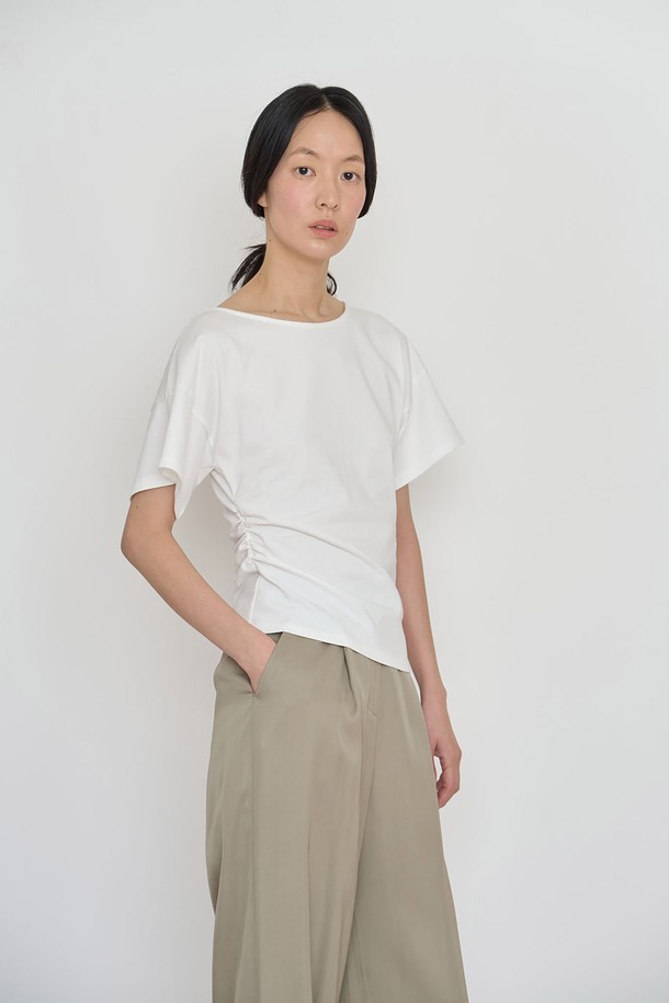 manuelle et guillaume - 반소매 티셔츠 - Unbalanced drop top white