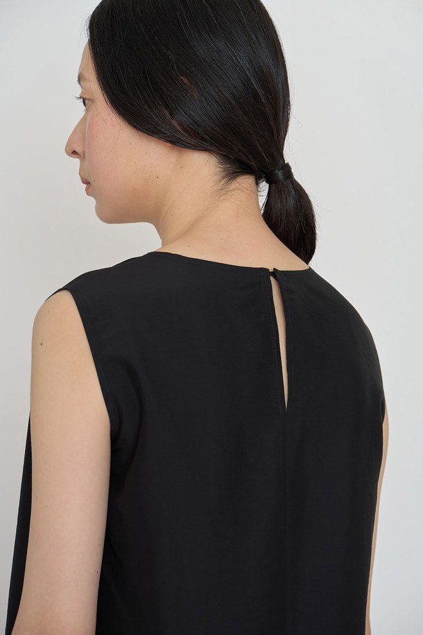 manuelle et guillaume - 민소매티셔츠 - Light mood top black