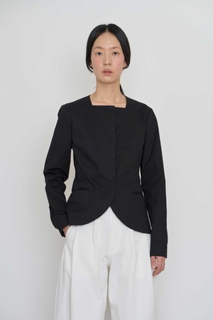 Square neck shirtlike jacket