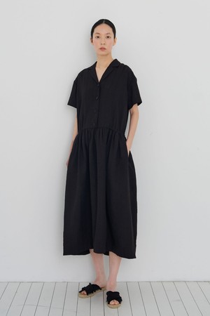 Airy shirring dress black