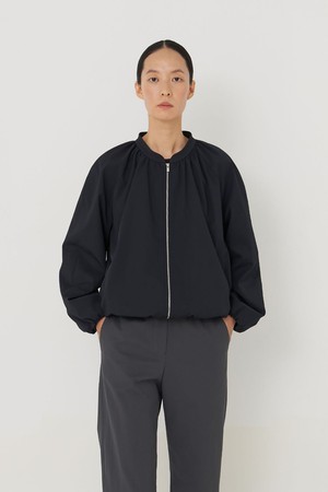 Soft shirring blouson navy