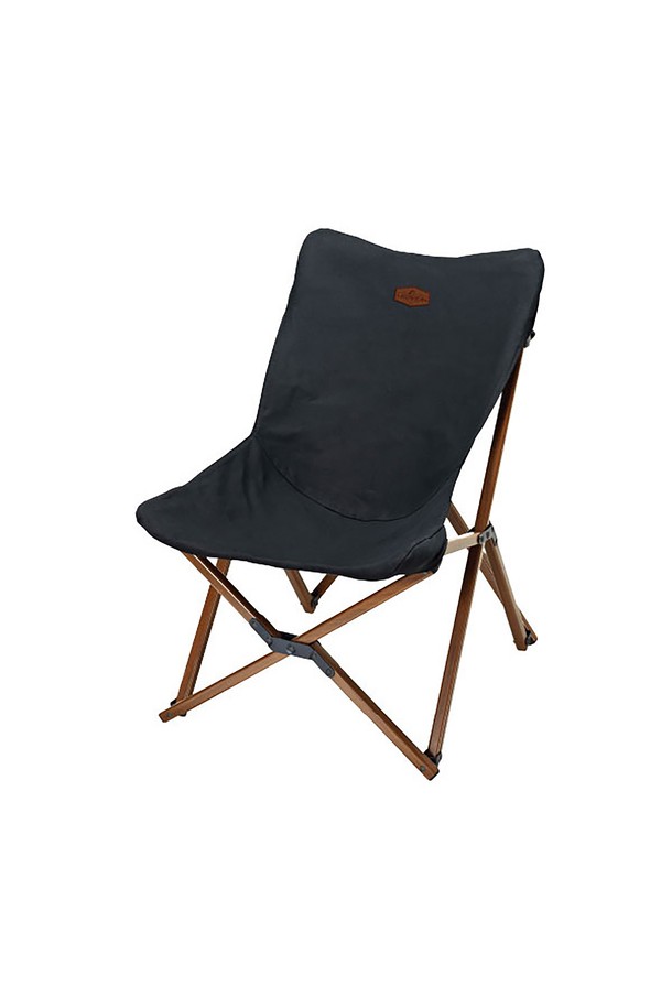 코베아 WS 캔버스 체어는 캠핑 및 아웃도어 활동에 적합한 접이식 캠핑 의자입니다. 알루미늄과 캔버스 소재로 제작되었으며, 우드 스타일 프레임과 슬림 폴딩 디자인이 돋보입니다. 분리형 의자 시트와 보관/이동용 케이스가 포함되어 있으며, 블랙/레드 색상, 3.7kg 무게, 최대 100kg 하중을 지원합니다.
