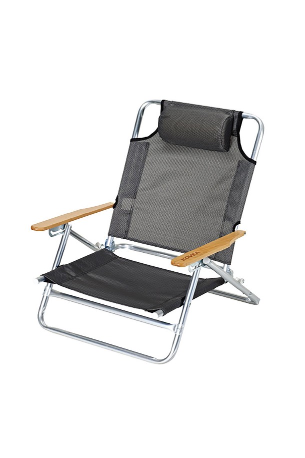 캠핑, 피크닉, 야외활동에 적합한 코베아 데크 체어는 3단계 등받이 각도 조절 기능과 우드 스타일 암레스트, 목 구조 베개가 특징입니다. 그레이 색상의 이 접이식 의자는 알루미늄, 텍스틱린, 폴리에스터 소재로 제작되어 내구성과 통기성이 우수하며 수납 케이스가 포함되어 있습니다. 공용으로 사용 가능한 이 캠핑 의자는 무지 패턴에 접이식, 각도조절, 수납가능 기능까지 갖춘 실용적인 제품입니다.
