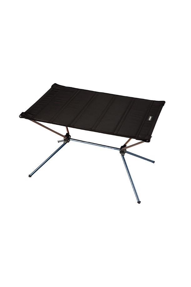 코베아 이지 라이트 테이블 (하드탑)은 캠핑, 등산, 낚시, 백패킹 등 다양한 아웃도어 활동에 적합한 경량 테이블입니다. 970g의 가벼운 무게와 접이식, 컴팩트한 디자인으로 휴대 및 설치가 용이하며, 하드 상판과 견고한 연결고리가 안정적인 사용감을 제공합니다. 블랙 색상의 세련된 디자인에 수납 케이스를 포함하여 편리성을 높였으며, 모델 번호는 KECX9FF-02입니다.
