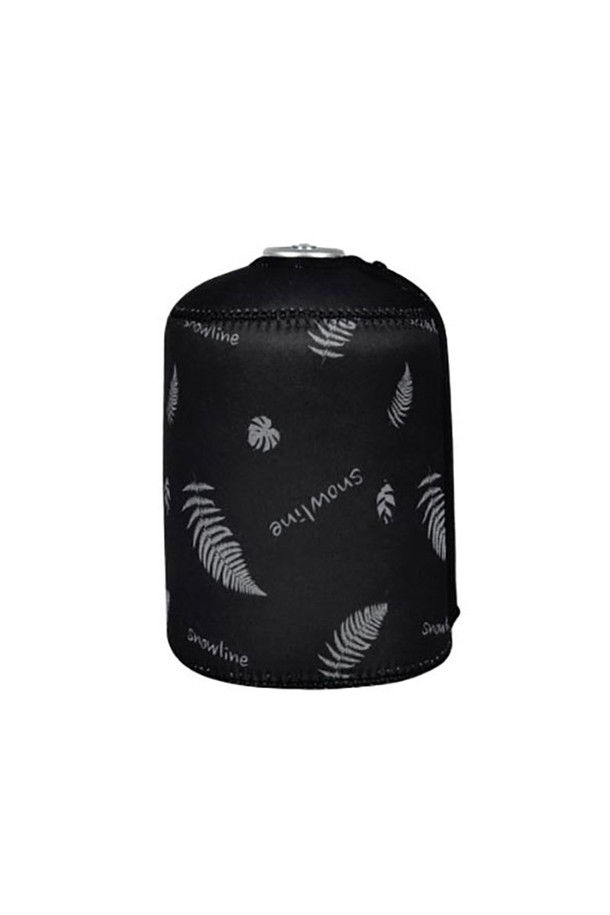 스노우라인 가스워머 450은 캠핑 시 가스통의 보온과 화력 저하 방지를 위한 필수 아이템입니다. 네오프렌 소재를 사용하여 보온성을 높였으며, D11*15cm 사이즈로 제작되었습니다. 블랙 컬러에 보테니컬 패턴의 감성적인 디자인을 더해 캠핑의 즐거움을 더합니다.
