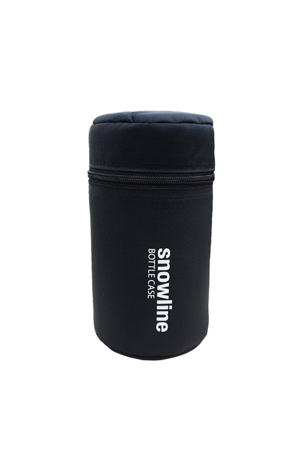 스노우라인 보틀케이스 700ml는 블랙 색상의 나일론 소재로 제작되어 보온, 보냉 기능을 제공하며 충격으로부터 내용물을 보호합니다. 원통형 디자인에 700ml 사이즈로, 캠핑, 스포츠, 아웃도어 활동에 적합하며 탈부착 가능한 벨크로 밴드와 두꺼운 내부 라이닝, 지퍼형 잠금 방식으로 실용성을 더했습니다. 경량 소재로 제작되어 휴대성이 뛰어나며, 다양한 아웃도어 활동에서 음료를 안전하게 보관할 수 있습니다.
