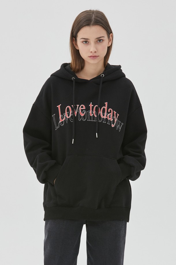 RYUL+WAI: - 후디 - LOVE PRINT NEEDLEWORK NAPPING HOOD BLACK