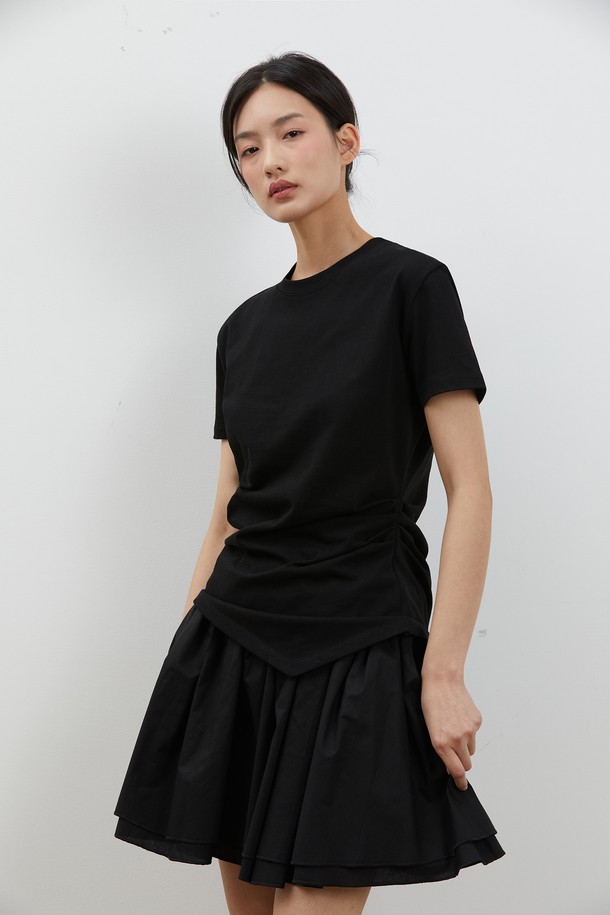 RYUL+WAI: - 반소매 티셔츠 - SIDE UNBALANCE SHIRRING TOP BLACK