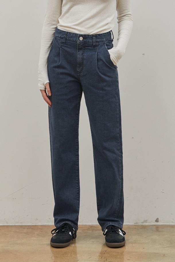 RYUL+WAI: - 데님 - DENIM TUCK BASIC STRAIGHT PANTS INDIGO