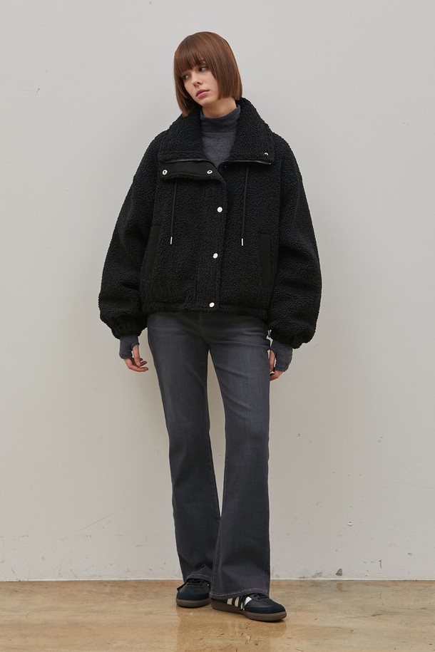 RYUL+WAI: - 코트 - ECO FUR HIGH NECK OVER COAT BLACK