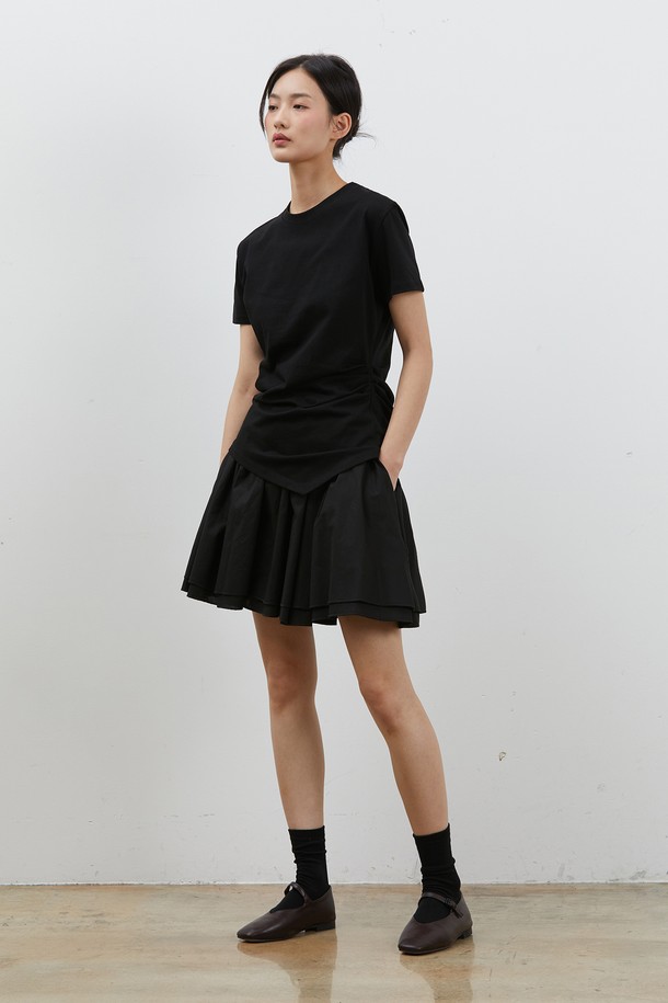 RYUL+WAI: - 반소매 티셔츠 - SIDE UNBALANCE SHIRRING TOP BLACK