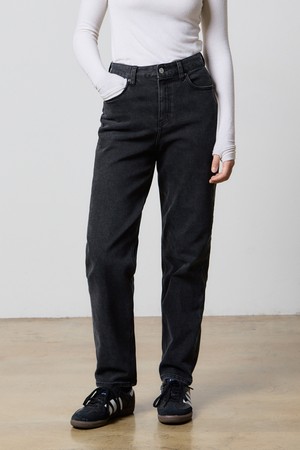 DENIM NAPPING TAPERED PANTS BLACK W5