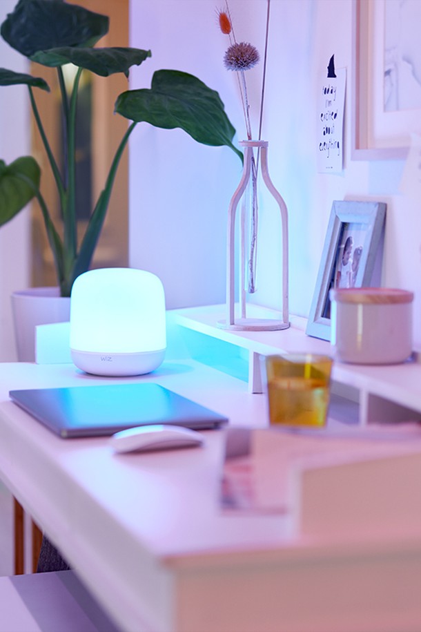 Philips Hue - 퍼니쳐/라이팅 - 필립스 위즈 스마트 테이블등 히어로