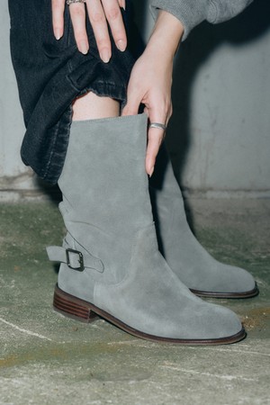 나나 소가죽 스웨이드 투 벨트 부츠_B1342 (GREY)