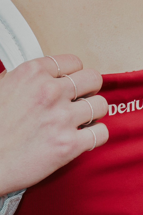 DENU - 반지 - [sv925]Cutting 4 Finger Layered Ring