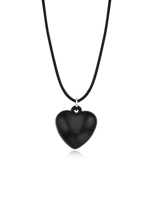 Black Luv heart strap necklace