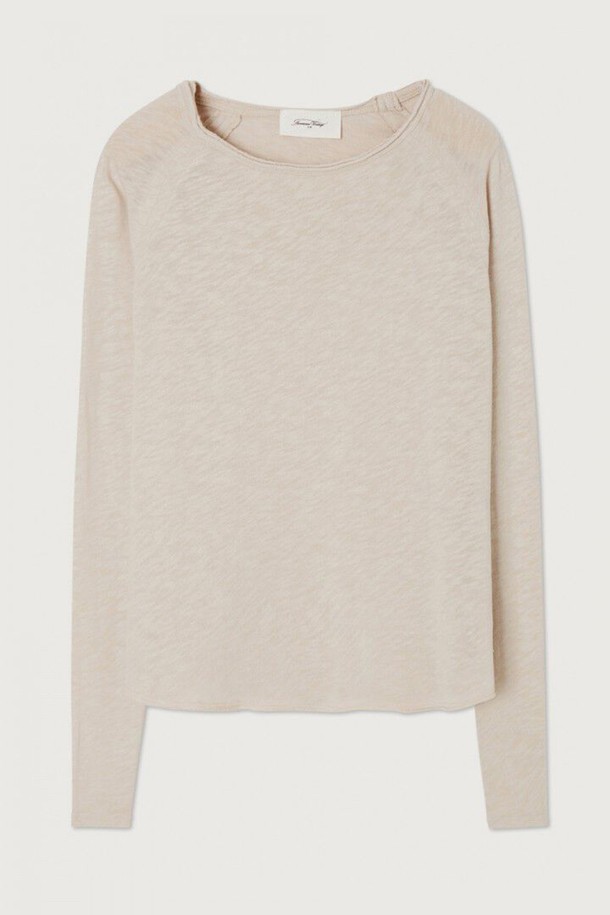 SONOMA(소노마) 롱 슬리브 마스틱 빈티지 티셔츠는 베이직하고 캐주얼한 스타일의 공용 티셔츠입니다. 봄, 가을에 적합한 얇은 두께의 긴소매 면 티셔츠로, 부드러운 촉감이 특징입니다. 라운드넥 디자인에 레귤러핏으로 편안하게 착용 가능하며, 빈티지 워싱 처리로 은은한 멋을 더했습니다. 동네 마실룩이나 산책룩, 캐주얼, 미니멀, 클래식 스타일을 즐기는 분들께 추천합니다.
