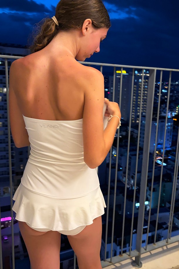 상품 슬라이드 이미지 1