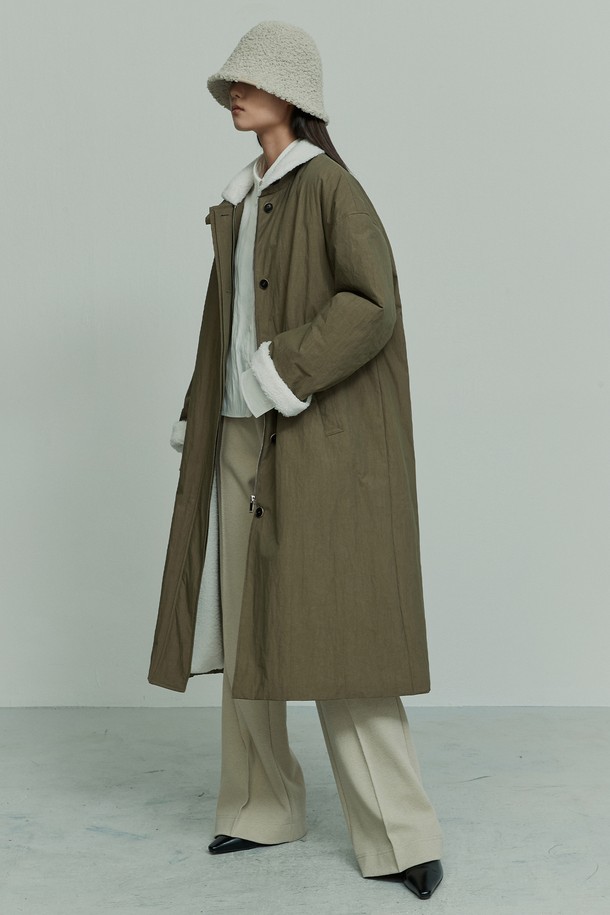 RE RHEE - 코트 - HIGH NECK PADDED COAT KHAKI