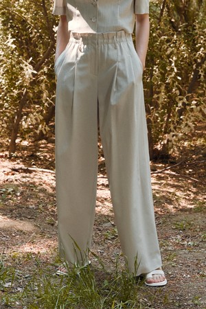 PINTUCKED PLEATED WIDE LEG TROUSER LIGHT BEIGE