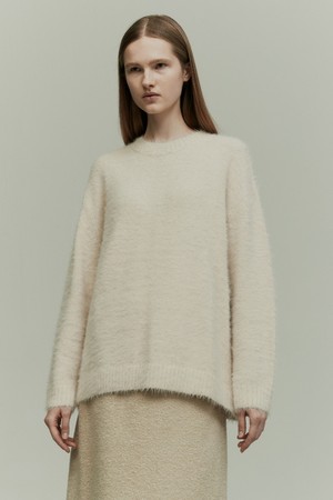 RELAXED FIT KNITTED TOP BUTTER CREAM