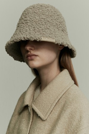 FAUX SHEARLING BELL HAT GINGER