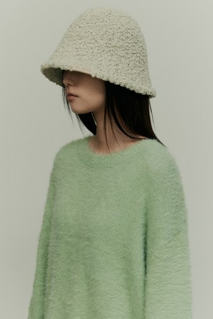 FAUX SHEARLING BELL HAT AVOCADO