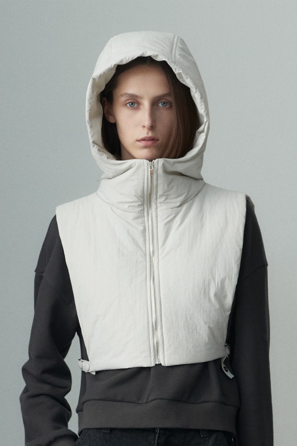 RE RHEE - 점퍼 - PADDED HOOD GEAR SOY MILK