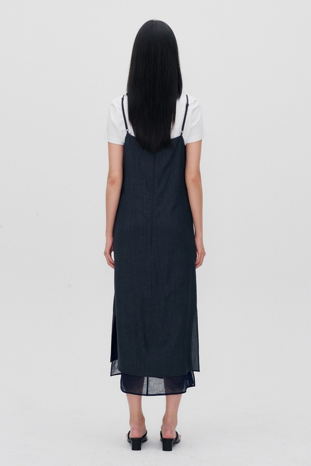 RE RHEE - 민소매 원피스 - SQUARE NECK LAYERED MIDI DRESS MIDNIGHT NAVY