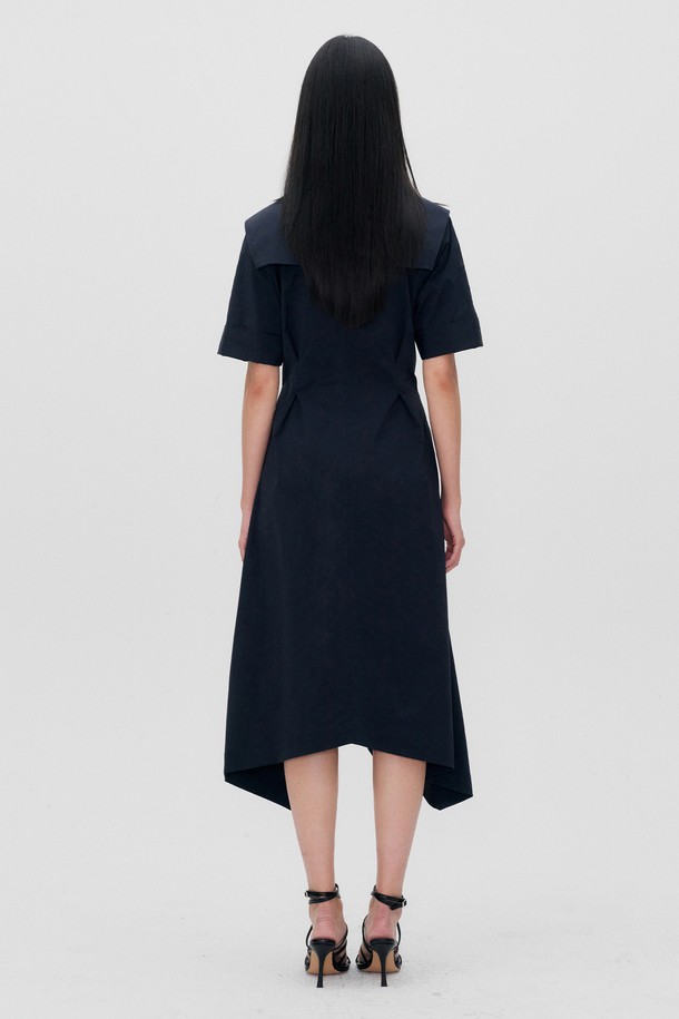 RE RHEE - 반소매 원피스 - HANDKERCHIEF HEM MIDI DRESS MIDNIGHT NAVY