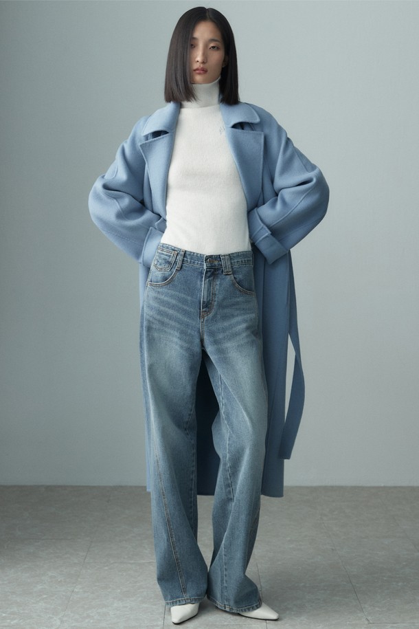 RE RHEE - 데님 - SEAM DETAIL STRAIGHT DENIM PANTS