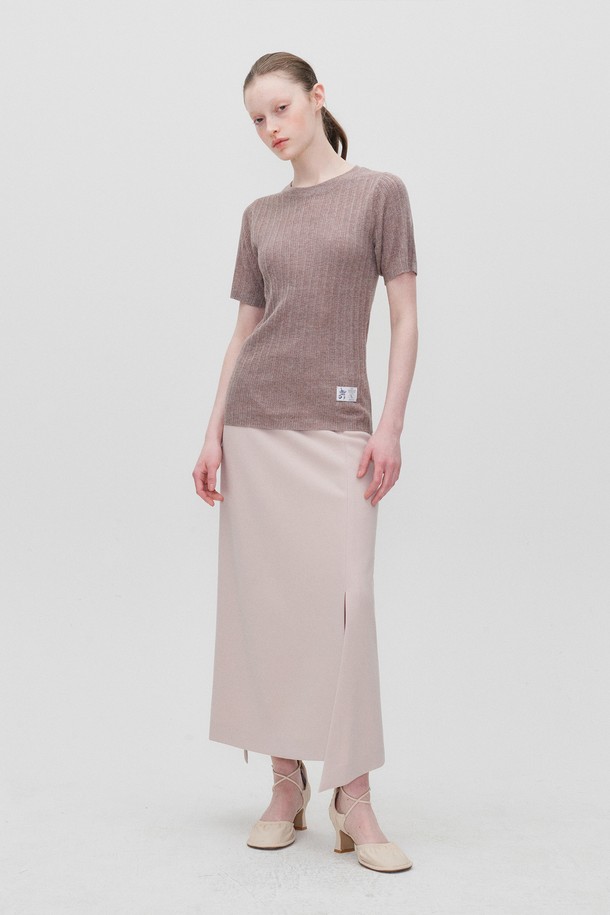 RE RHEE - 미디스커트 - FRONT SLIT MIDI SKIRT BEIGE