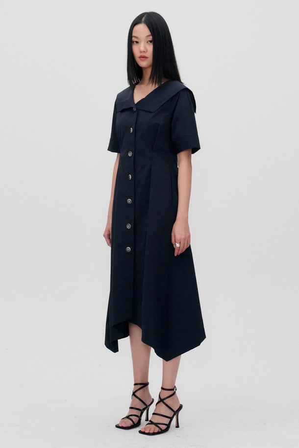 RE RHEE - 반소매 원피스 - HANDKERCHIEF HEM MIDI DRESS MIDNIGHT NAVY