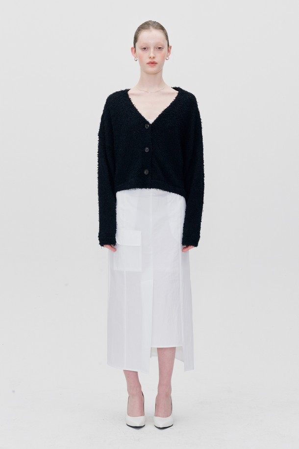 RE RHEE - 가디건 - BUTTON DOWN FUZZY KNIT CARDIGAN BLACK