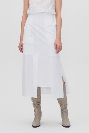 ASYMMETRIC HEM MIDI SKIRTS