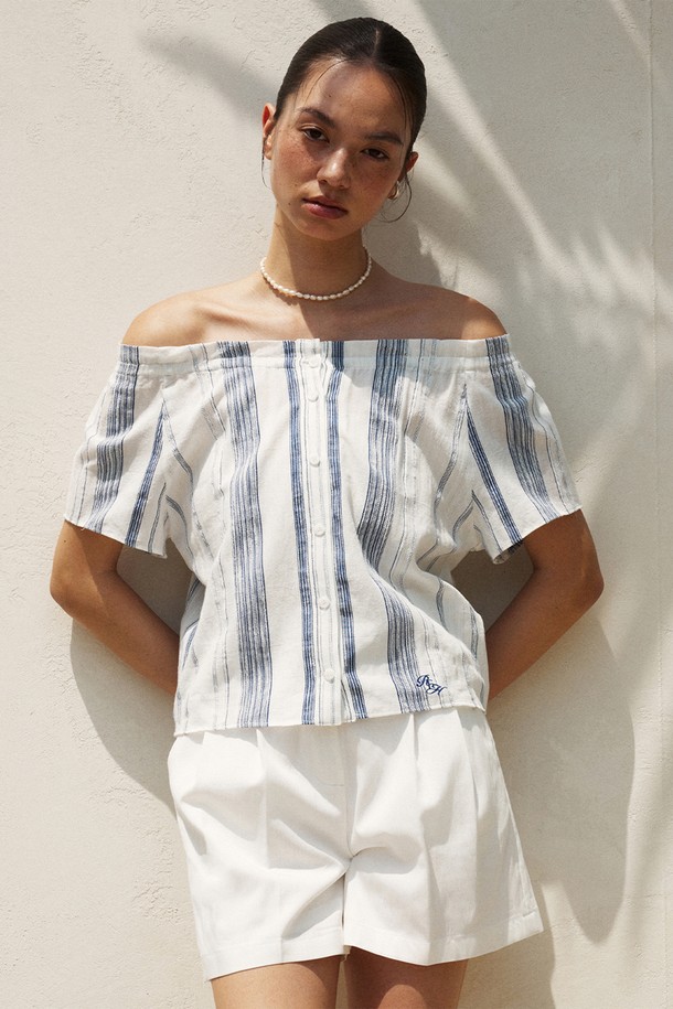 RE RHEE - 블라우스 - OFF SHOULDER STRIPE BLOUSE